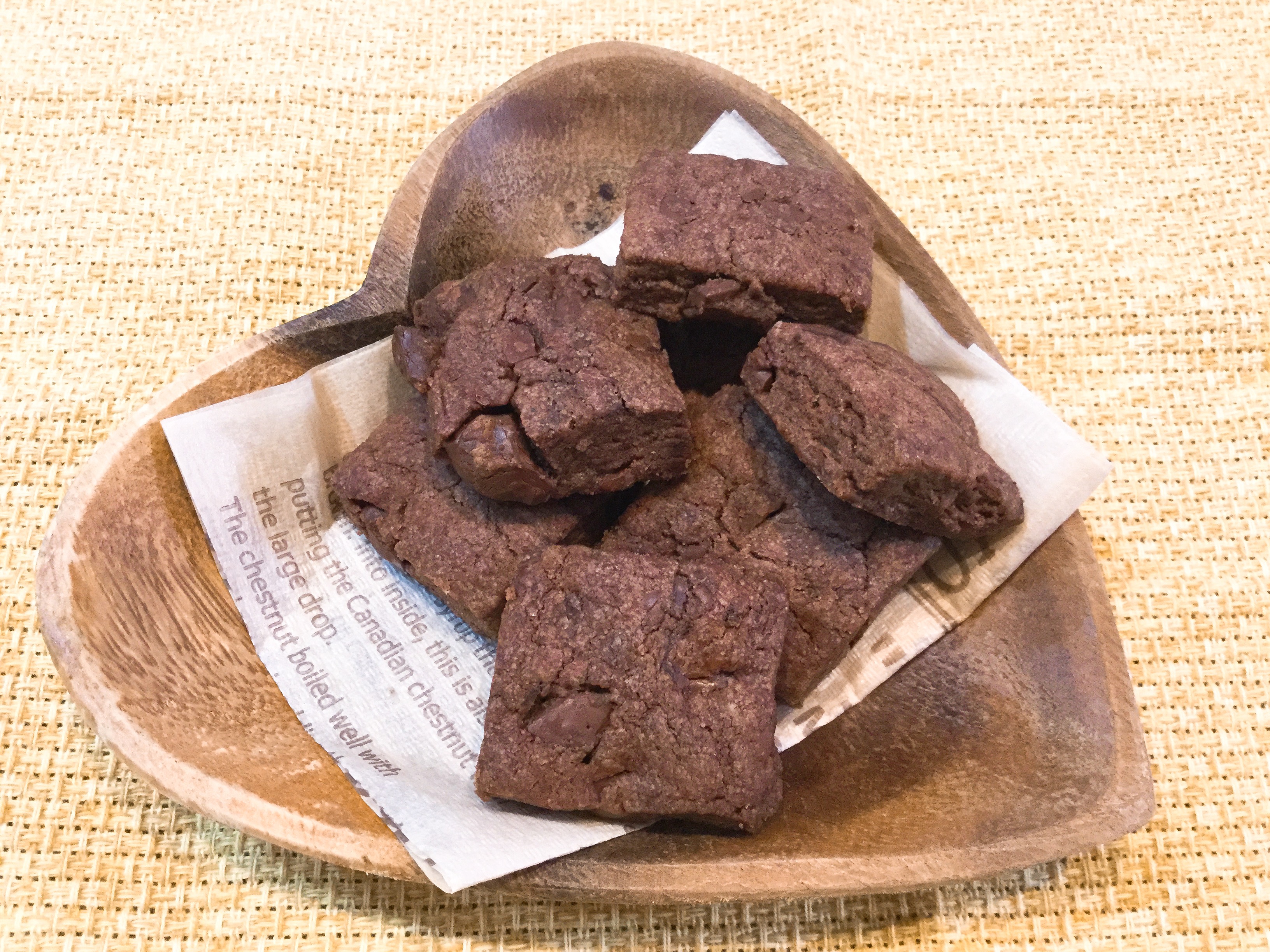 マクロビオティックレシピvol 35 チョコレートがゴロゴロ 大人の厚焼きスクエアクッキー ブラウンビレッジ